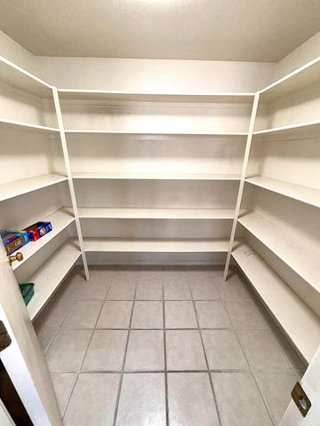 7039 Casa Elena Drive NE, Albuquerque, NM 87113