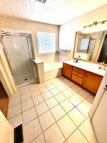 7039 Casa Elena Drive NE, Albuquerque, NM 87113