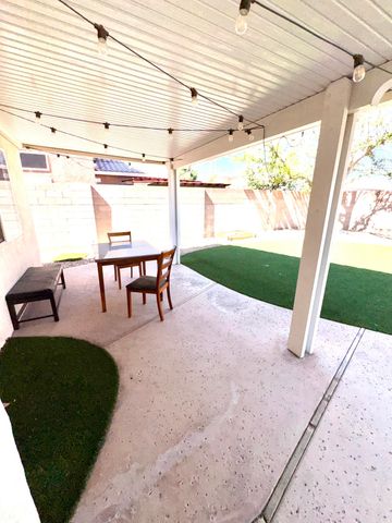 7039 Casa Elena Drive NE, Albuquerque, NM 87113