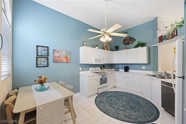 2541 Citrus Lake DR A-205, Naples, FL 34109