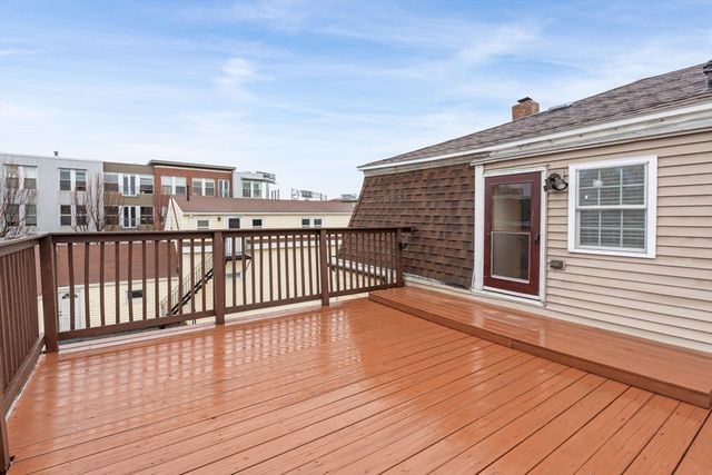 24 Brighton St, Boston, MA 02129