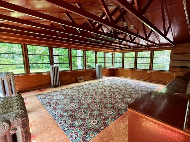 5 Spruce Drive, Hyde Park, NY 12538