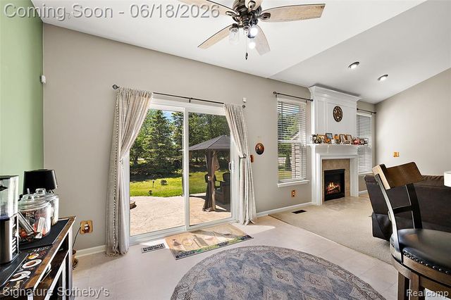 997 River Rock Drive, Holly, MI 48442