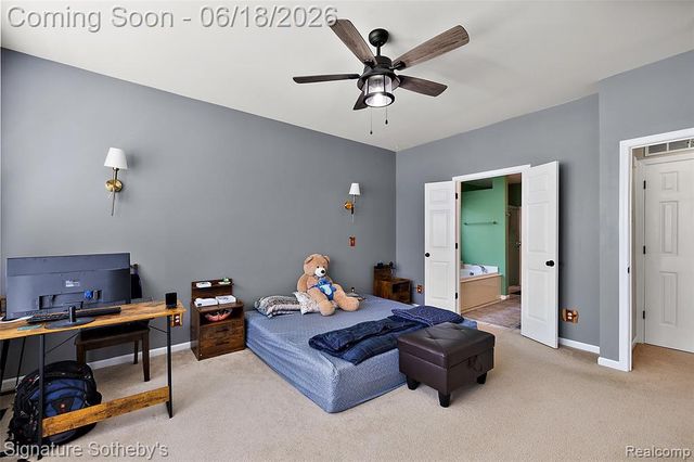 997 River Rock Drive, Holly, MI 48442