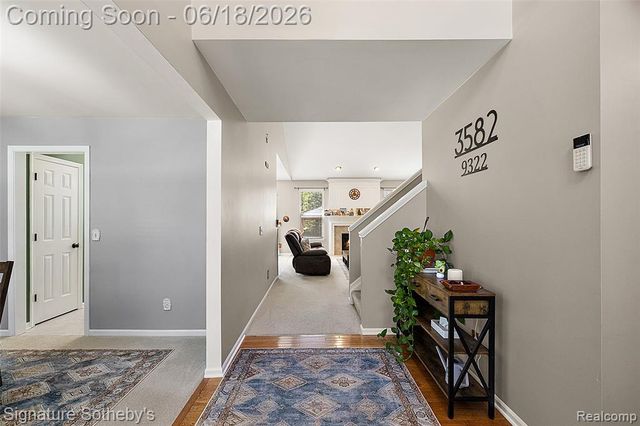 997 River Rock Drive, Holly, MI 48442
