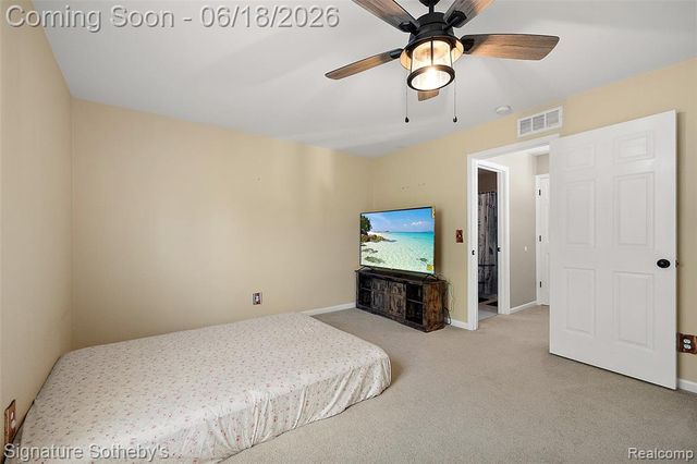 997 River Rock Drive, Holly, MI 48442