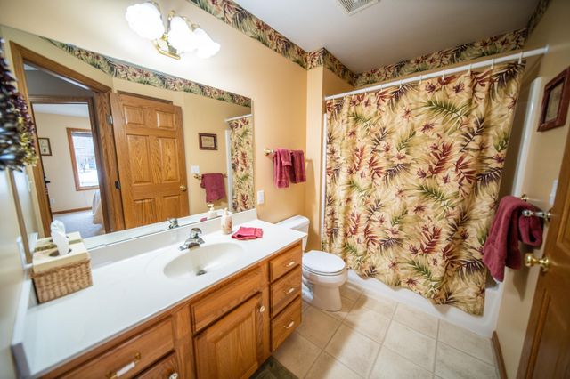 3721 Arbor Dr NW, Rochester, MN 55901