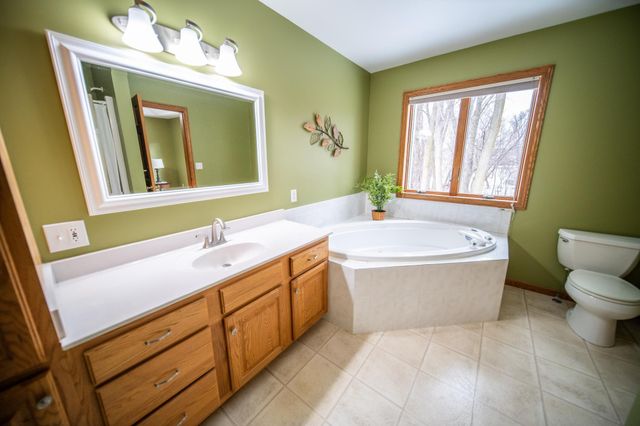 3721 Arbor Dr NW, Rochester, MN 55901