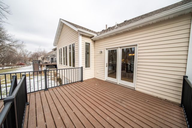 3721 Arbor Dr NW, Rochester, MN 55901