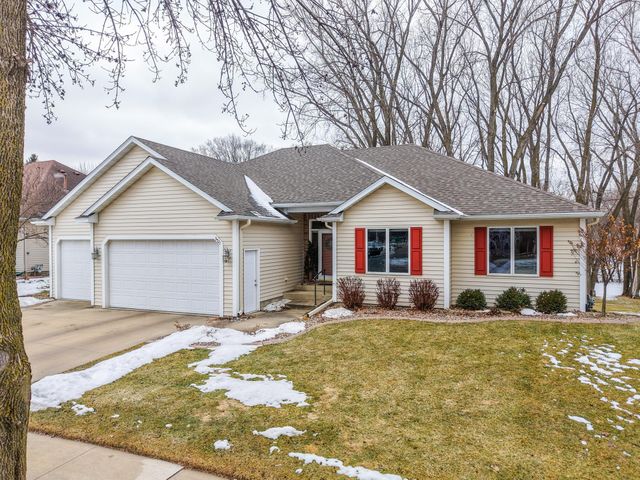 3721 Arbor Dr NW, Rochester, MN 55901