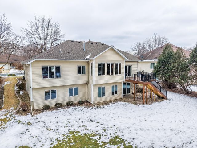 3721 Arbor Dr NW, Rochester, MN 55901