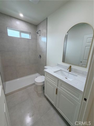 414 W C, Colton, CA 92324