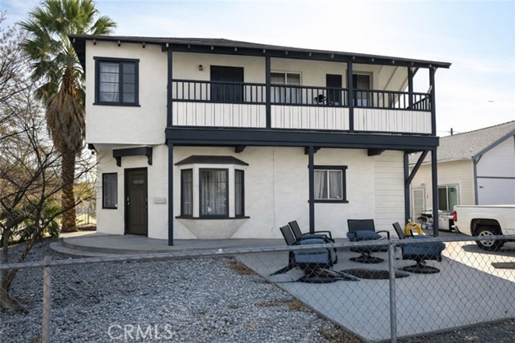 414 W C, Colton, CA 92324