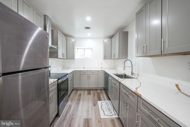 8665 CENTER RD, Springfield, VA 22152