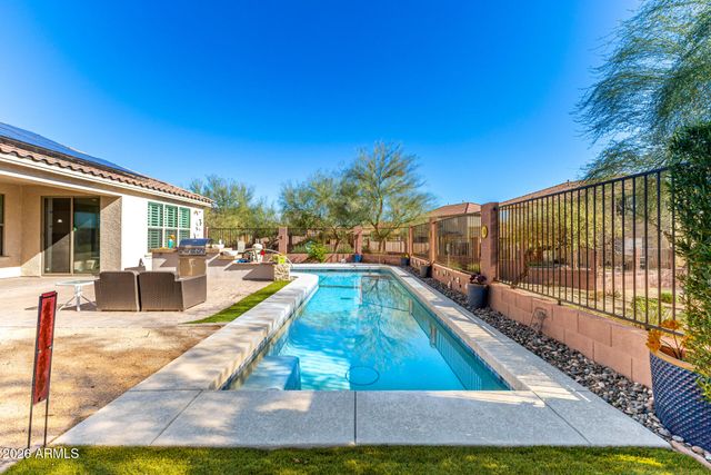 2407 W MAYA Way, Phoenix, AZ 85085