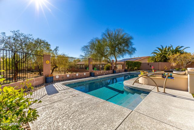 2407 W MAYA Way, Phoenix, AZ 85085