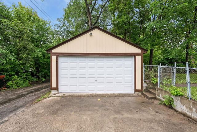 3506 Queen Avenue N, Minneapolis, MN 55412