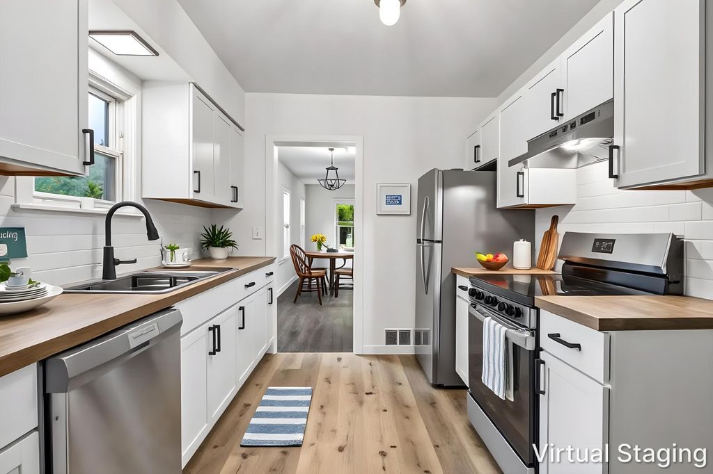 3506 Queen Avenue N, Minneapolis, MN 55412
