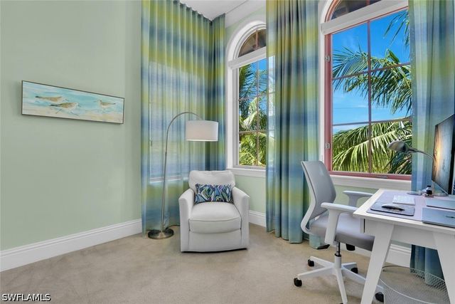 684 10th AVE S D1, Naples, FL 34102