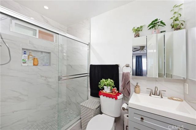 6100 Southside Drive, East Los Angeles, CA 90022