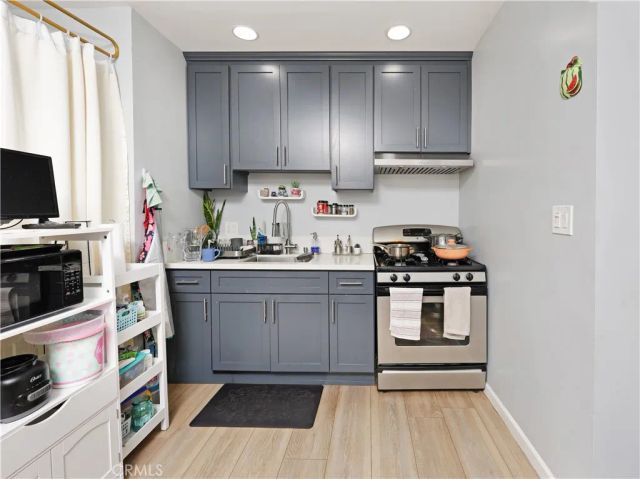 6100 Southside Drive, East Los Angeles, CA 90022