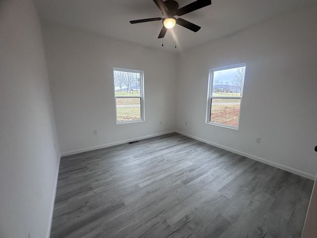 809 Okalona Rd, Rickman, TN 38580