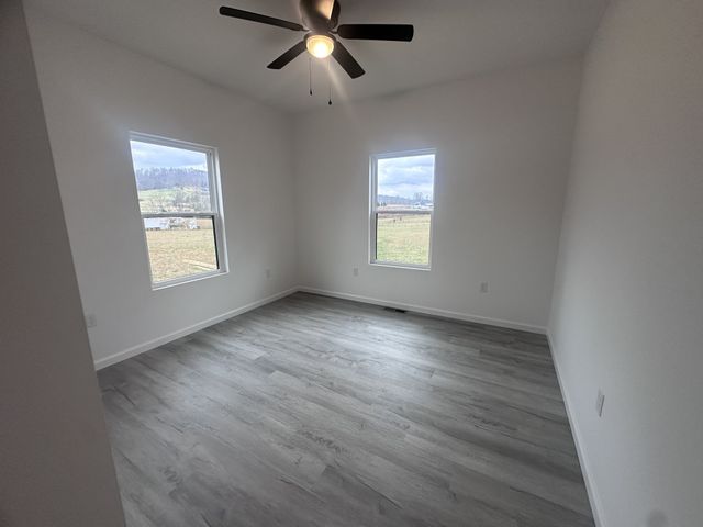 809 Okalona Rd, Rickman, TN 38580