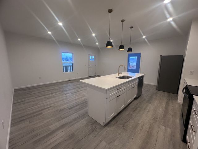 809 Okalona Rd, Rickman, TN 38580