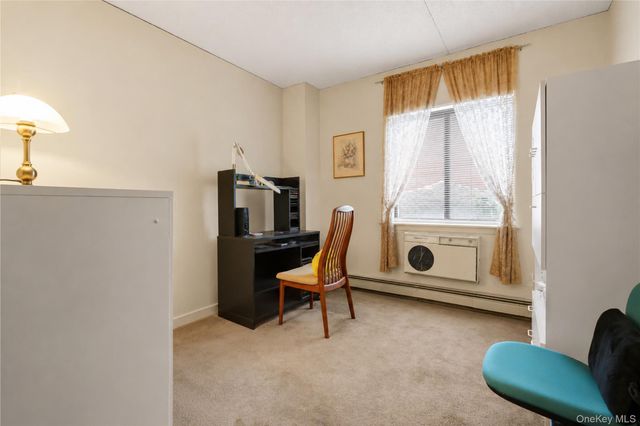 71-48 162nd Street 3, Fresh Meadows, NY 11365