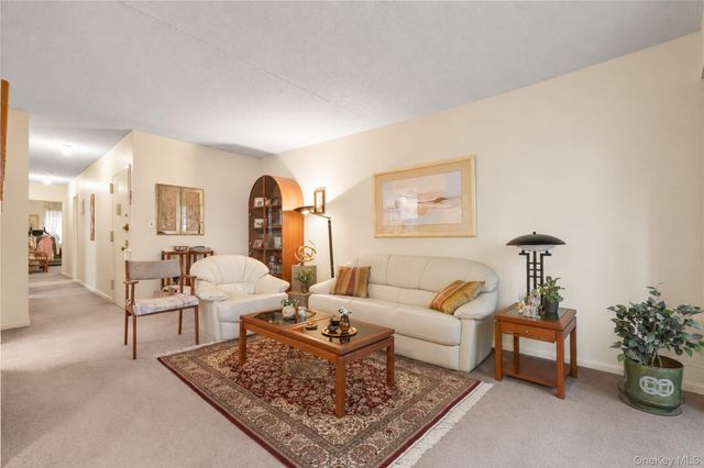 71-48 162nd Street 3, Fresh Meadows, NY 11365