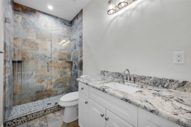 407 N Dallas Street, Rice, TX 75155