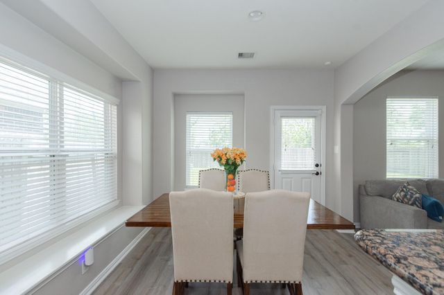 4907 Applewood Crest Lane, Rosharon, TX 77583