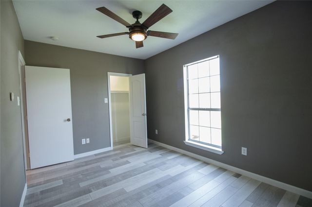 605 Orange Avenue, Farmersville, TX 75442