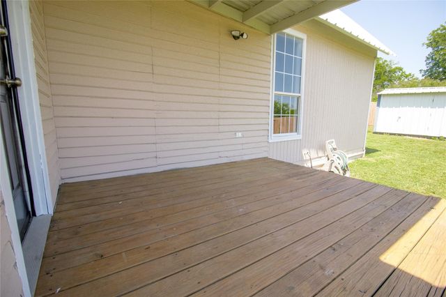 605 Orange Avenue, Farmersville, TX 75442