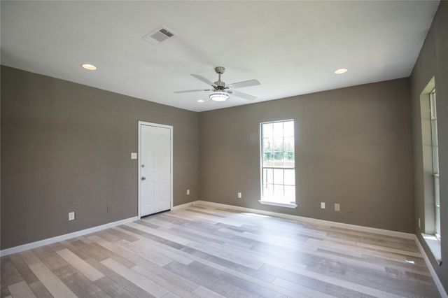 605 Orange Avenue, Farmersville, TX 75442