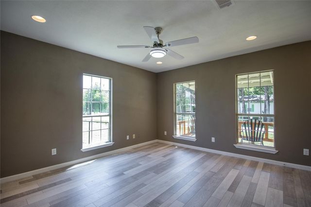 605 Orange Avenue, Farmersville, TX 75442