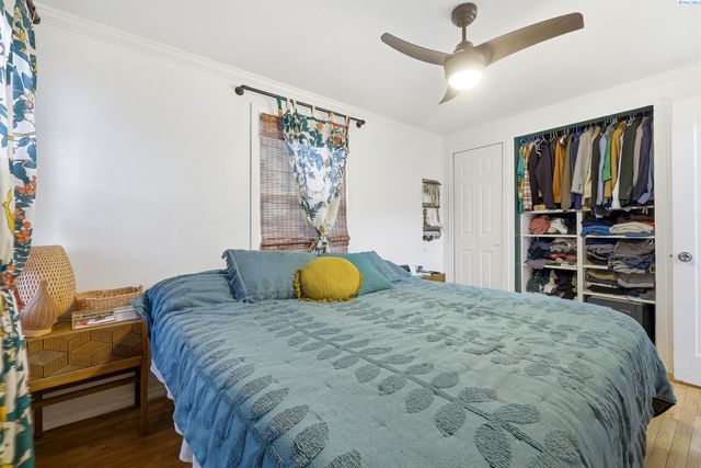 1204 N Neel Loop, Kennewick, WA 99336