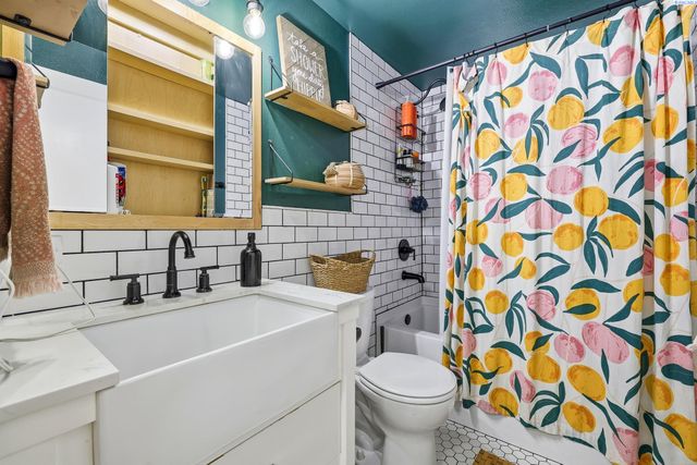 1204 N Neel Loop, Kennewick, WA 99336