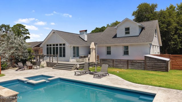 314 R L Honeycutt Drive, Wilmington, NC 28412