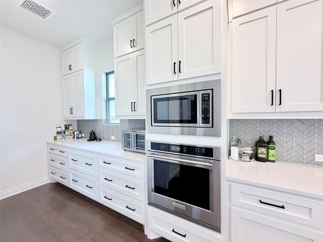 113 Low River LN, Georgetown, TX 78628