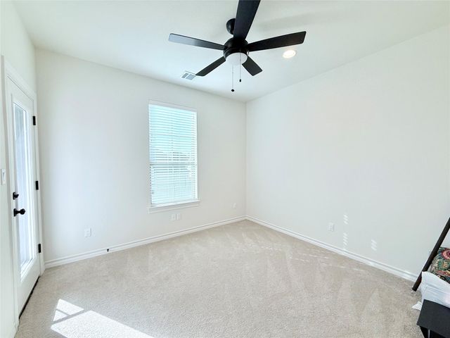 113 Low River LN, Georgetown, TX 78628
