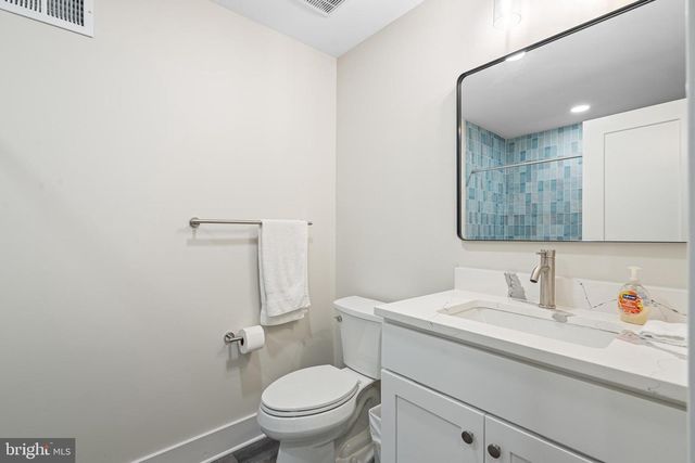 113 THORNTON LANE, Newtown, PA 18940