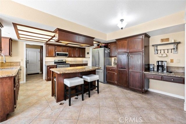 29575 Merjanian, Menifee, CA 92584