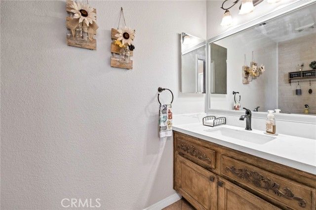 29575 Merjanian, Menifee, CA 92584