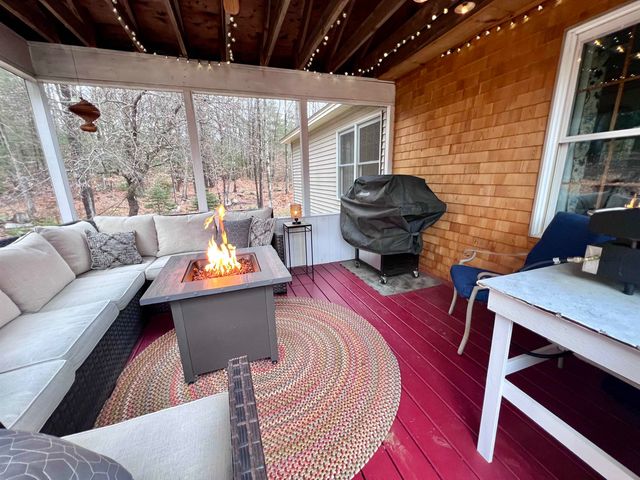 92 Milton Road, Farmington, NH 03835