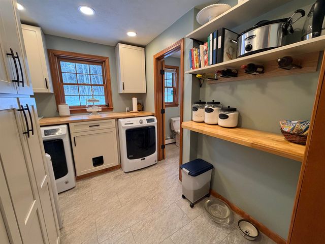 92 Milton Road, Farmington, NH 03835