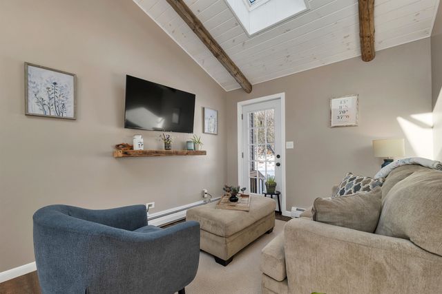 92 Milton Road, Farmington, NH 03835