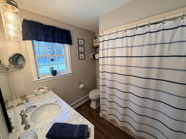 92 Milton Road, Farmington, NH 03835