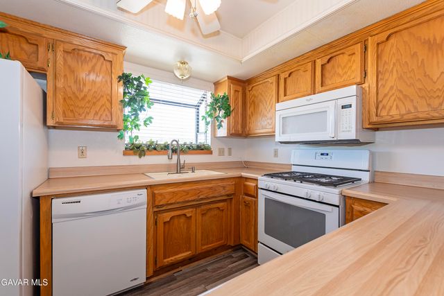 20412 90th Street, California City, CA 93505