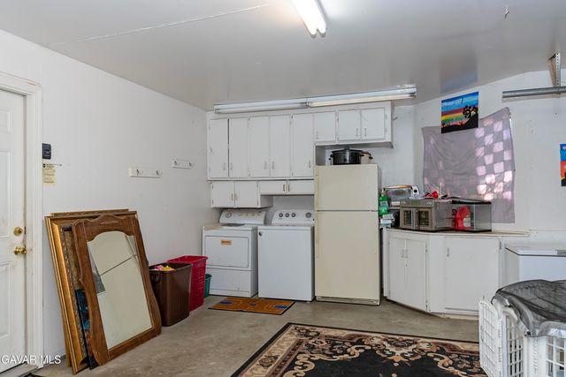 20412 90th Street, California City, CA 93505